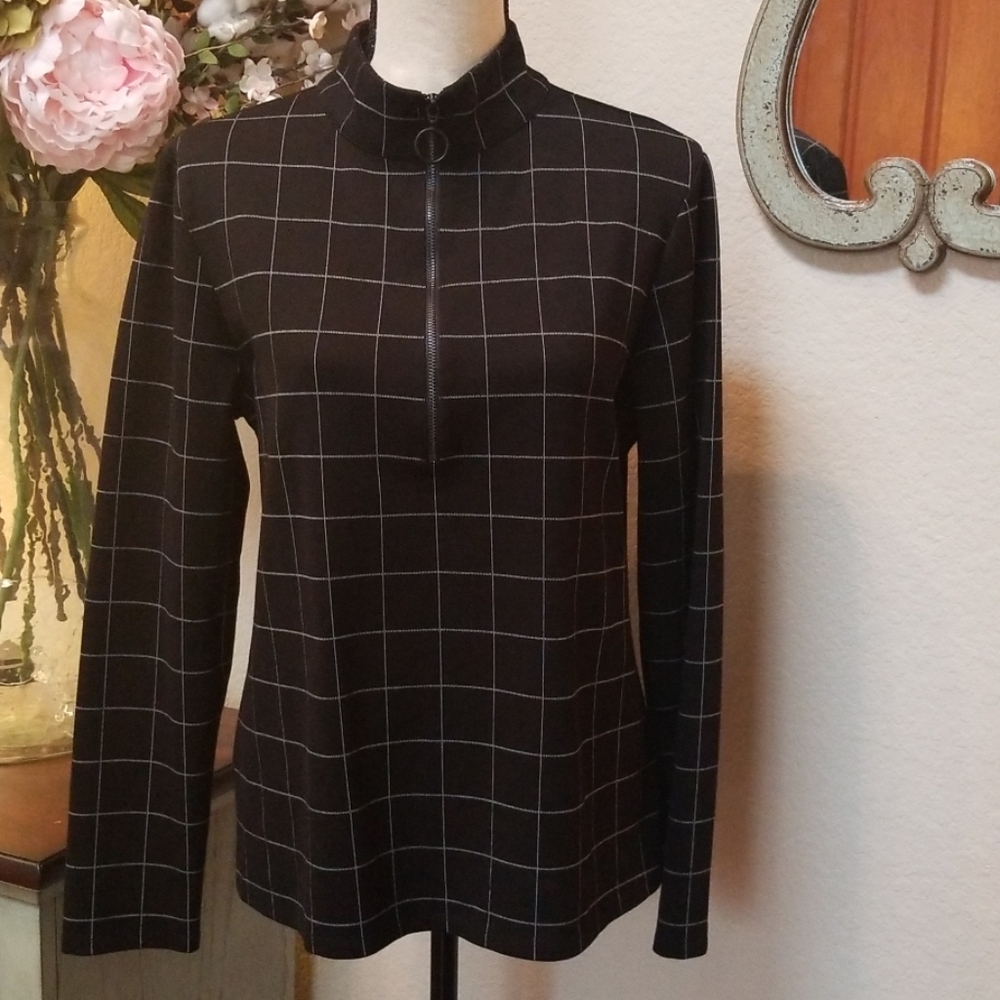 Kenneth Cole Pullover Top